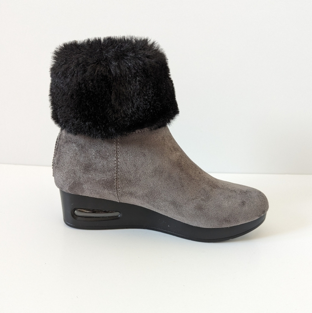DKNY Women's Faux Fur-Trimmed Suede Wedge Ankle Boots, Charcoal - Size 5.5